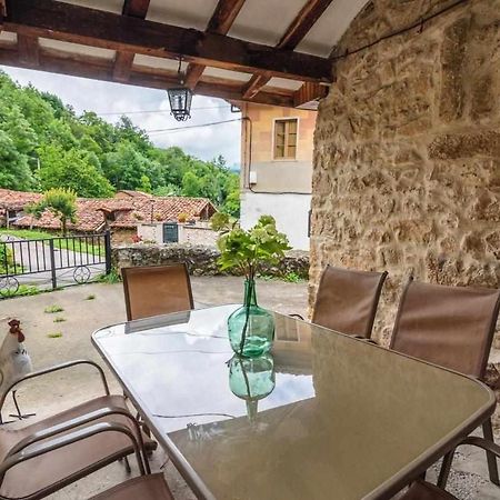 Casa Rural La Carrozal Senda Del Oso Orelleiru Ngoại thất bức ảnh