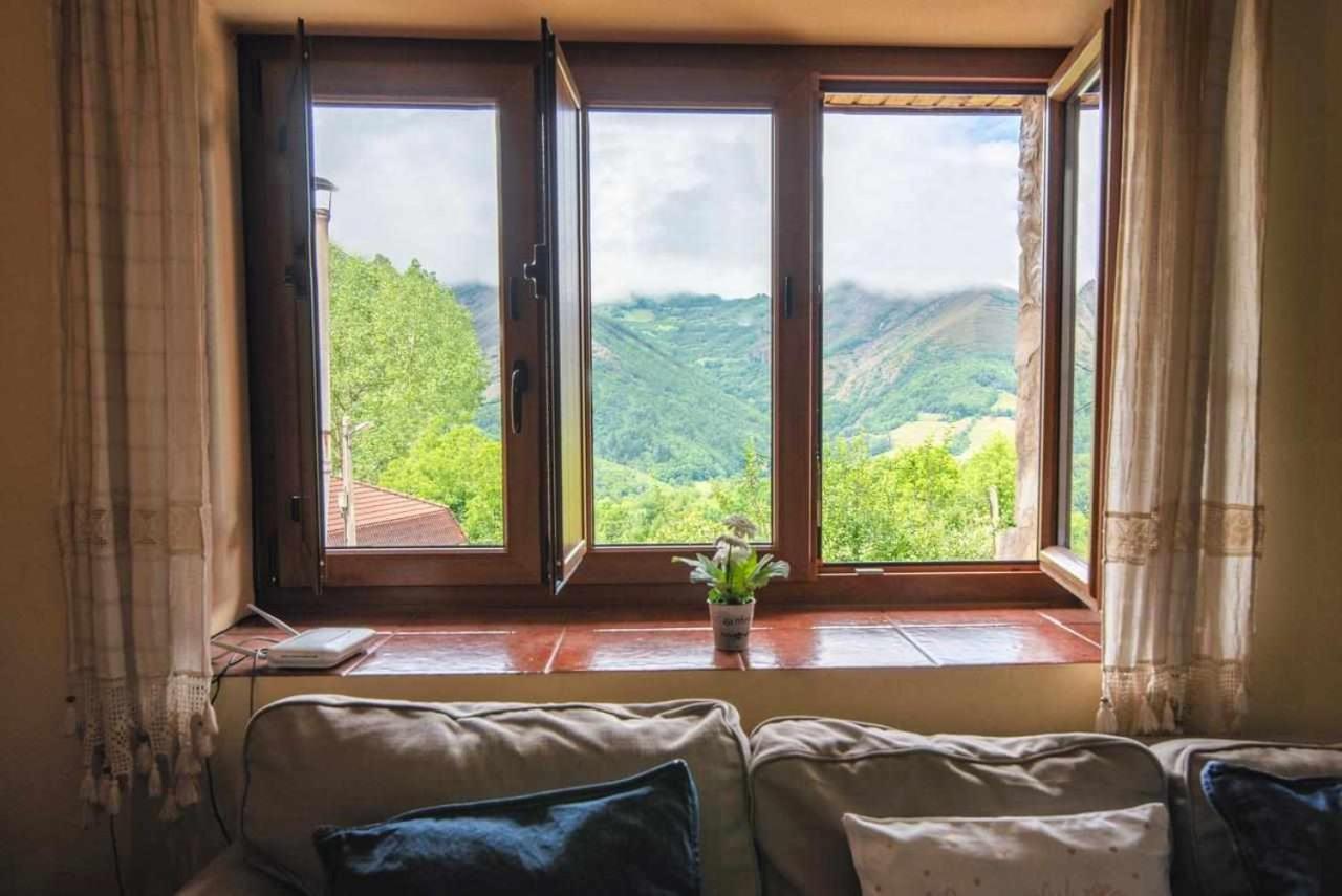 Casa Rural La Carrozal Senda Del Oso Orelleiru Ngoại thất bức ảnh