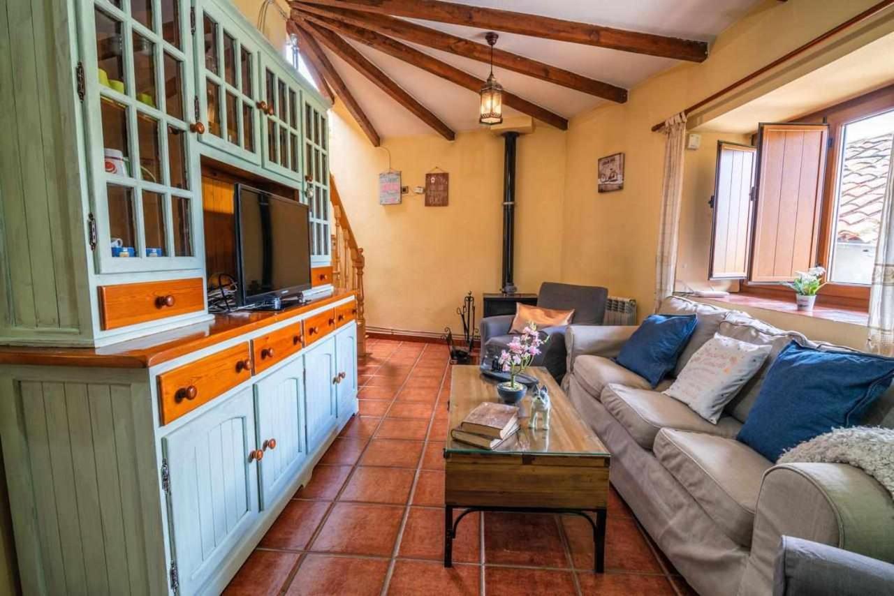 Casa Rural La Carrozal Senda Del Oso Orelleiru Ngoại thất bức ảnh